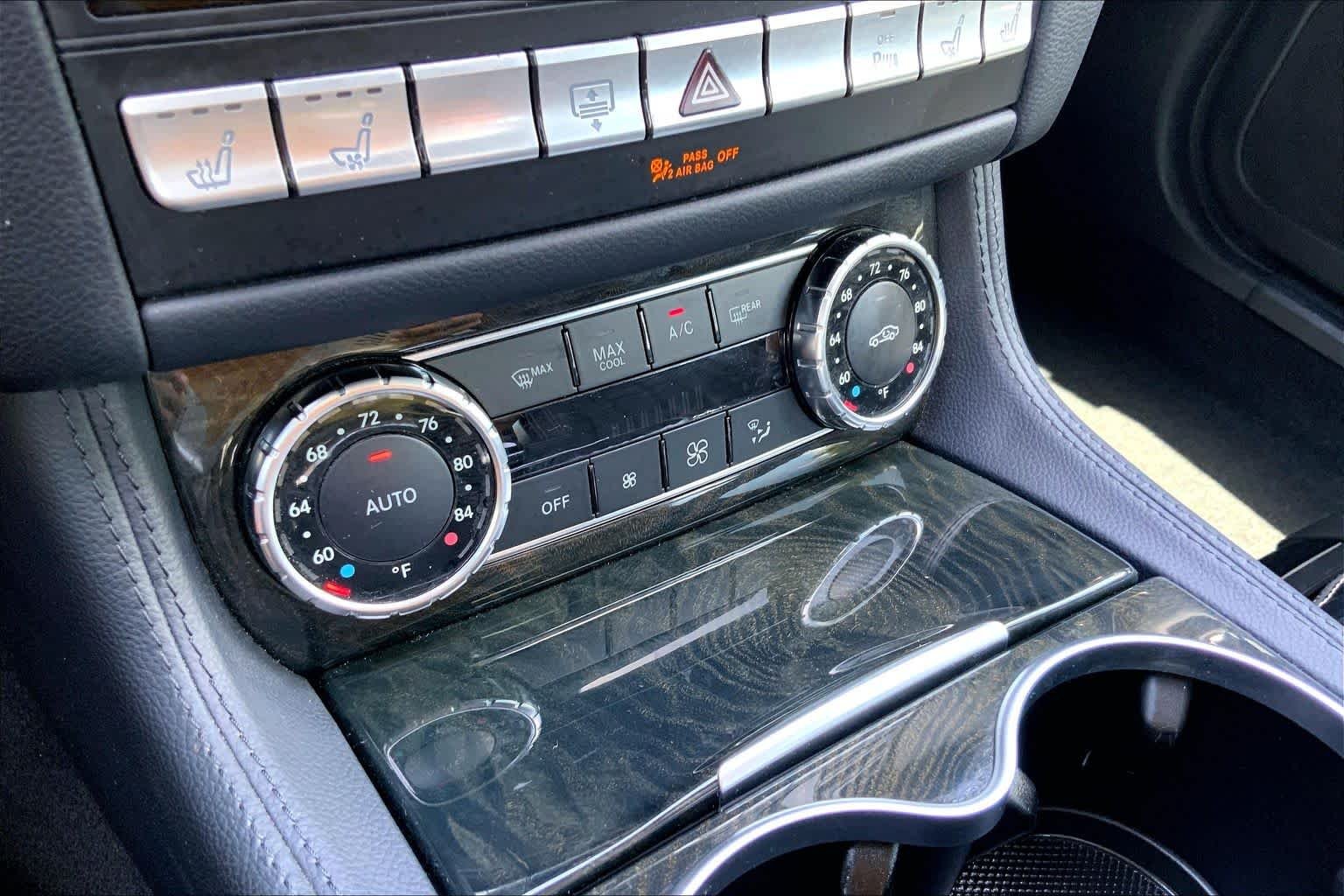 Used 2012 Palladium Silver Metallic Mercedes-Benz CLS 550 image 34