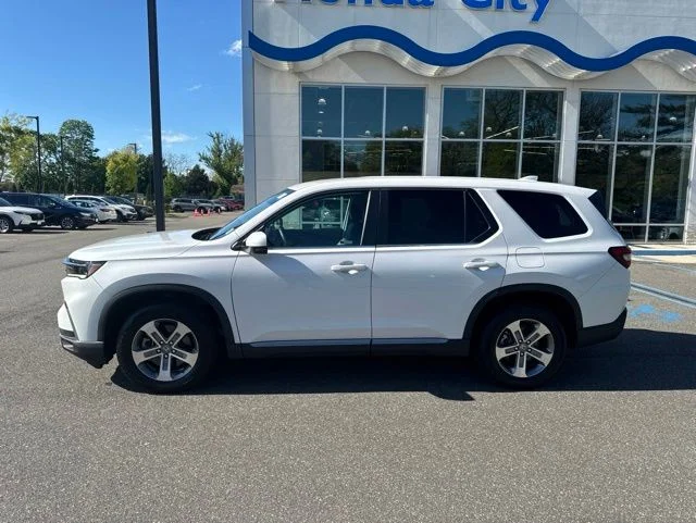 2023 Honda Pilot EX-L - Photo 5