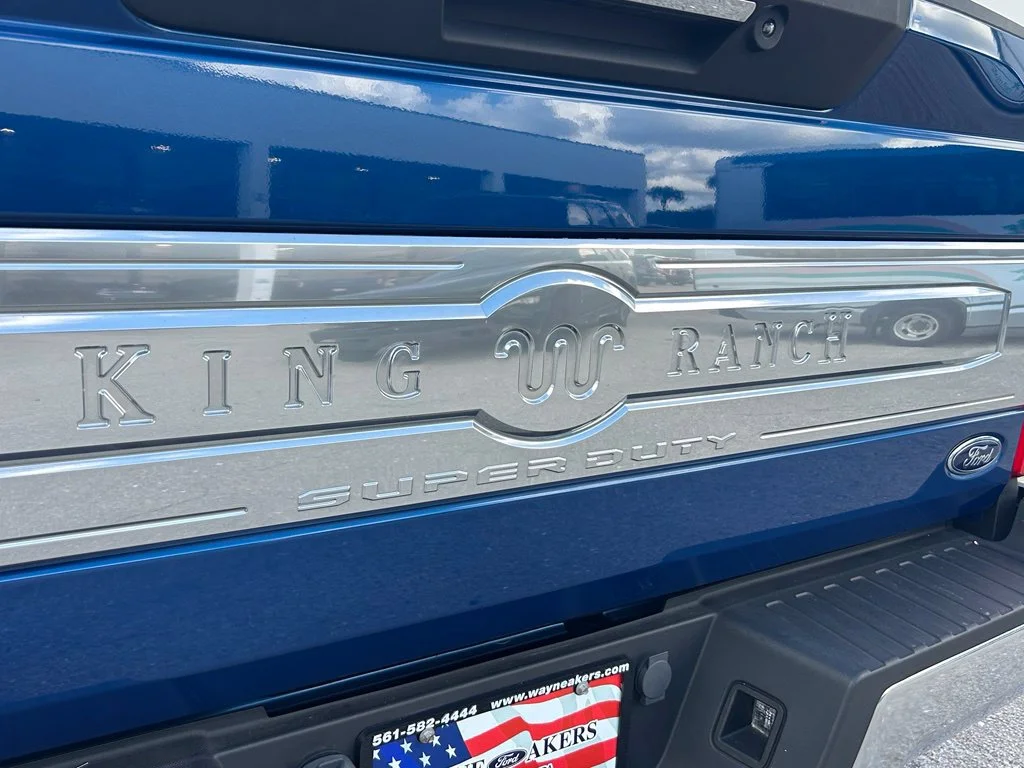 Used 2022 Blue Metallic Ford King Ranch image 27