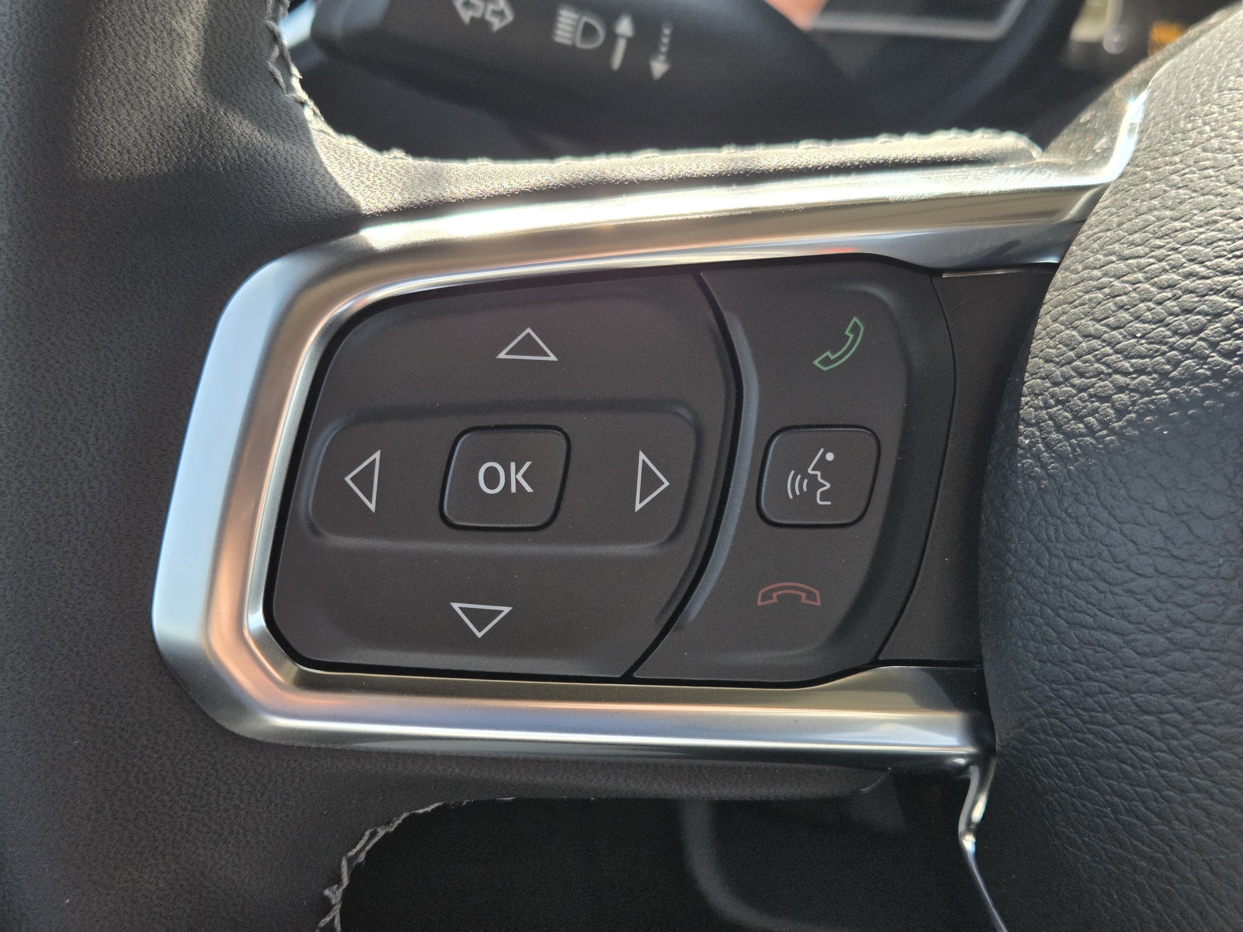 New 2026 Goldilocks Jeep Sahara image 13