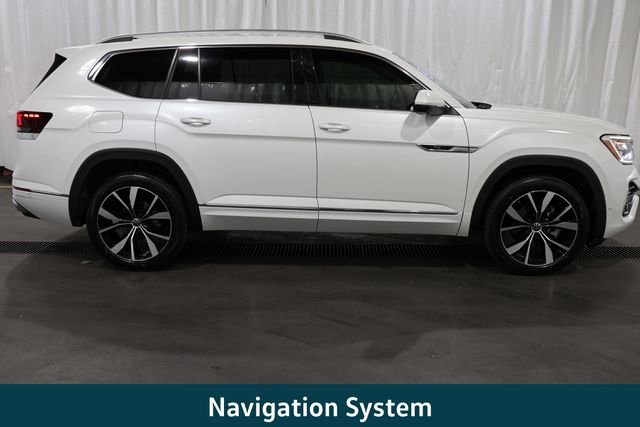 Certified Used 2025 White Volkswagen 2.0T SEL Premium R-Line image 2