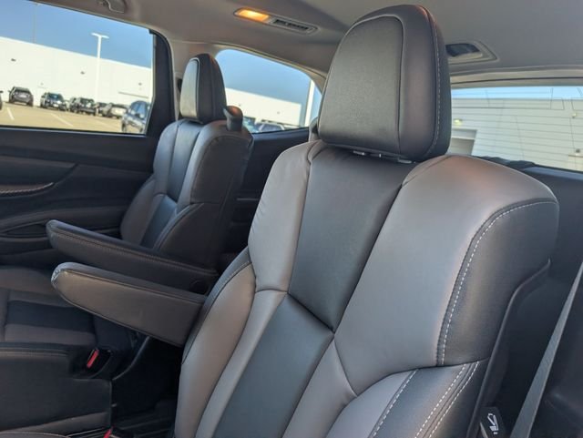 Certified Used 2022 White Subaru Onyx Edition image 25