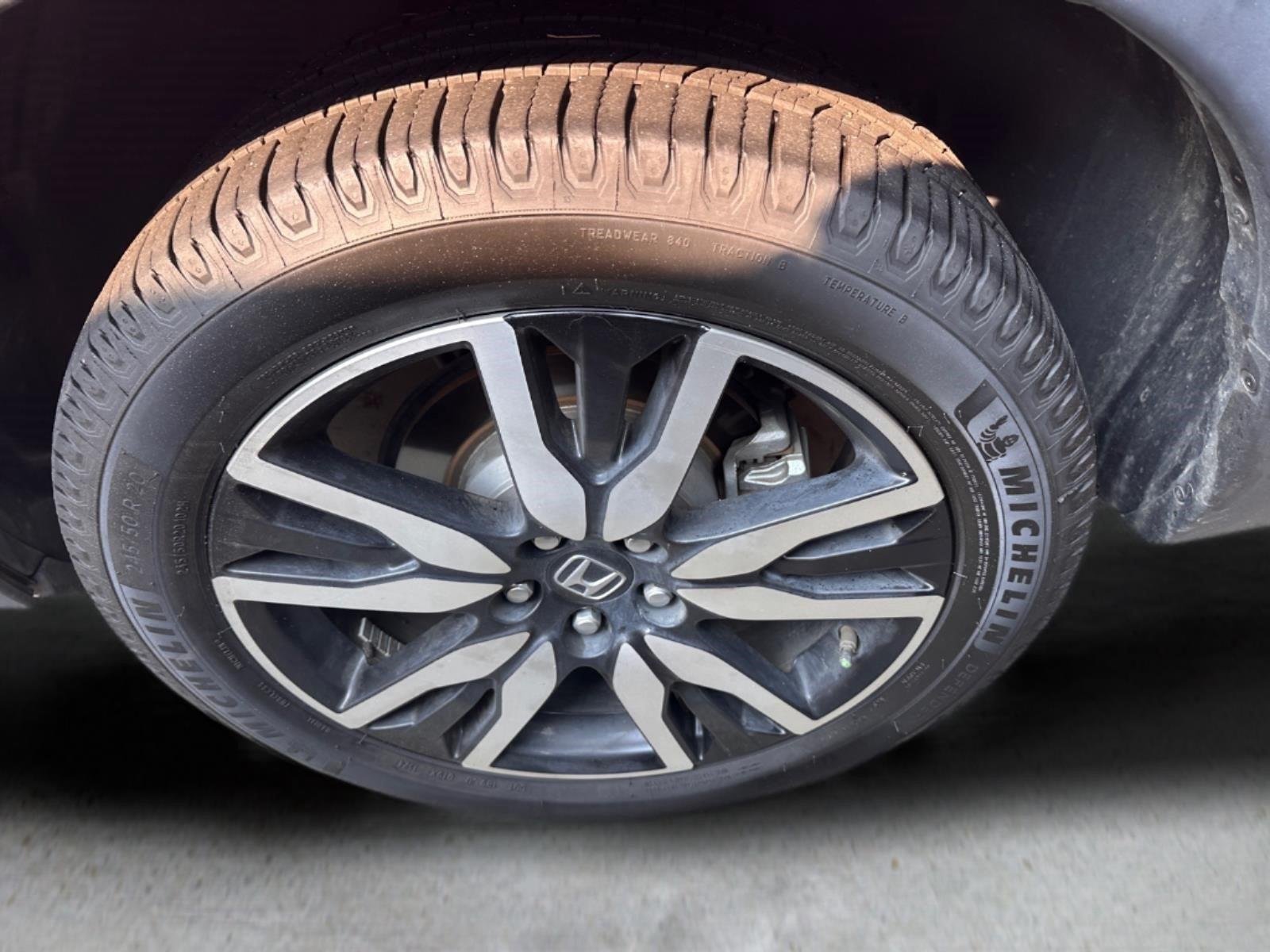 2021 Honda Pilot Touring - Photo 13