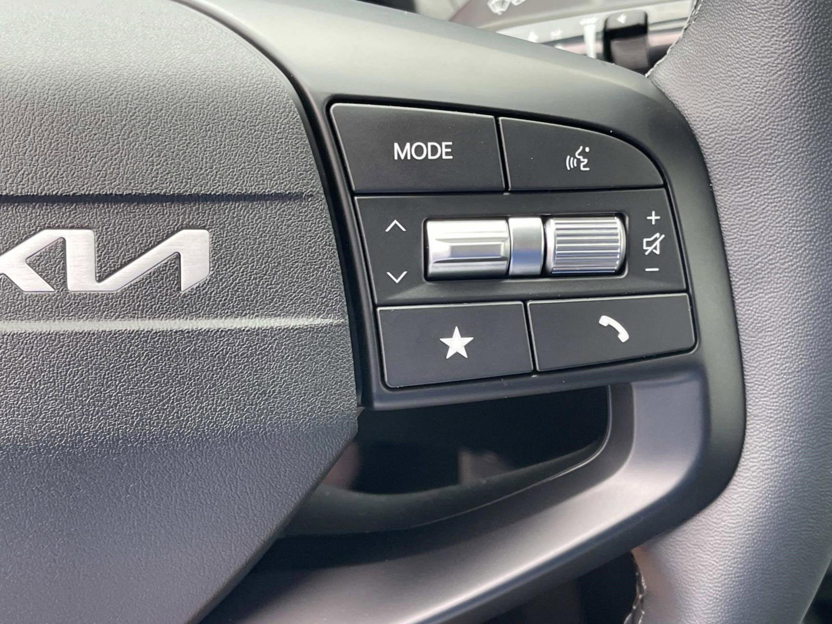 New 2025 Interstellar Gray Kia EX image 29