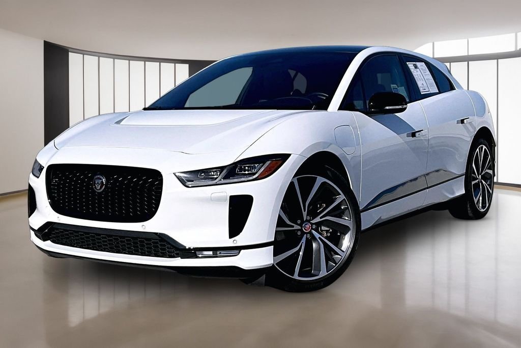 Used 2023 White Jaguar HSE image 1