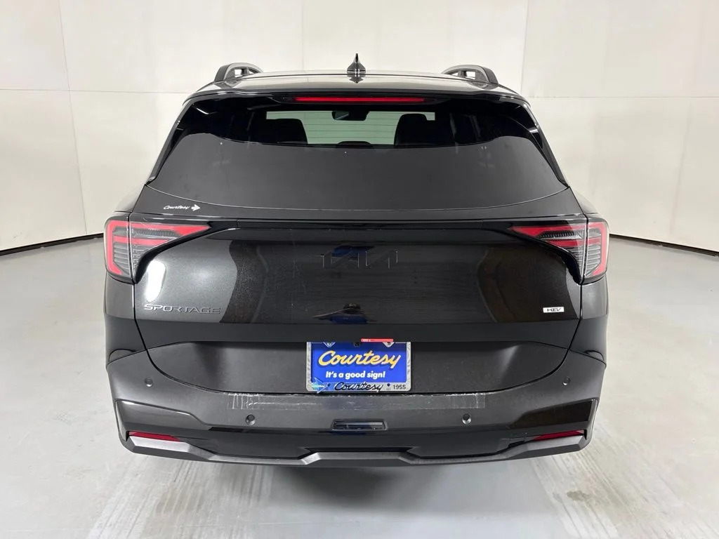 New 2027 Black Kia X-Line image 7
