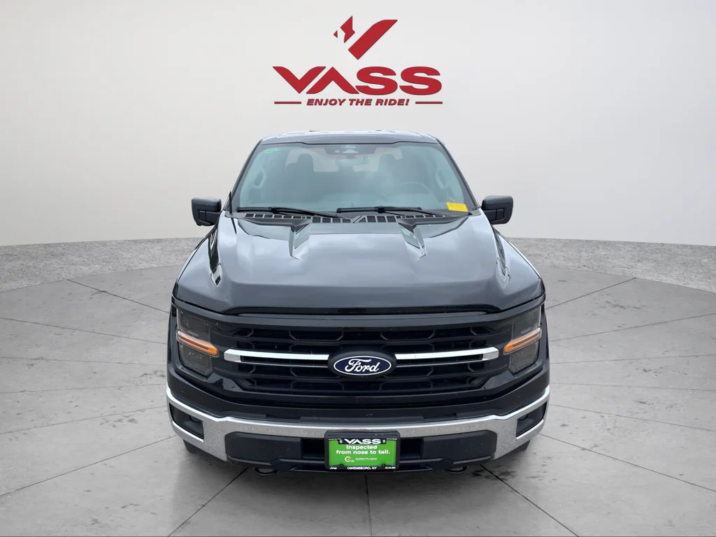 Used 2024 Black Metallic Ford XLT image 8