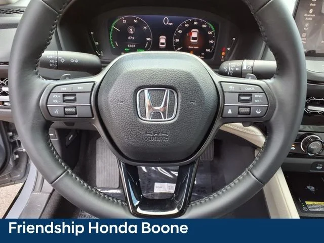 Used 2025 Gray Honda EX-L image 20