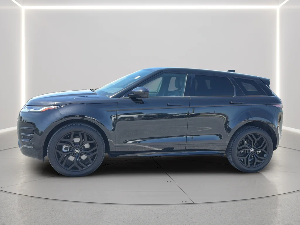 Used 2022 Black Land Rover Dynamic image 13