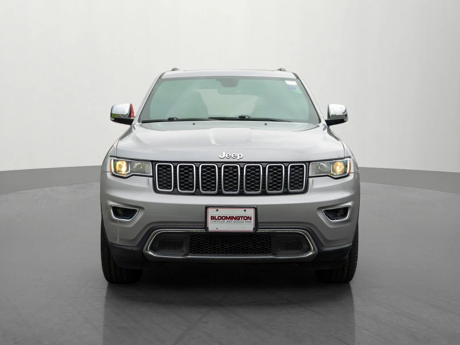 Used 2018 Jeep Grand Cherokee Limited with VIN 1C4RJFBG1JC200046 for sale in Minneapolis, Minnesota