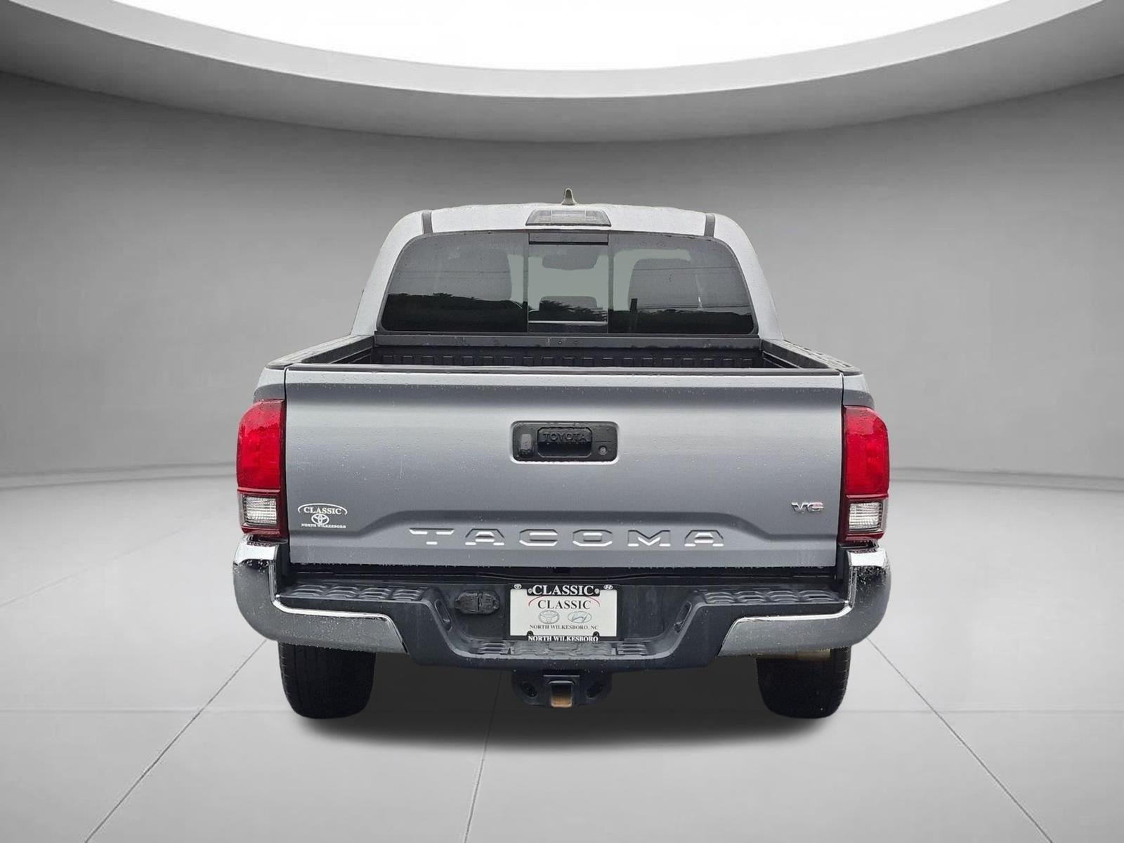 Used 2020 Silver Sky Metallic Toyota SR5 image 4