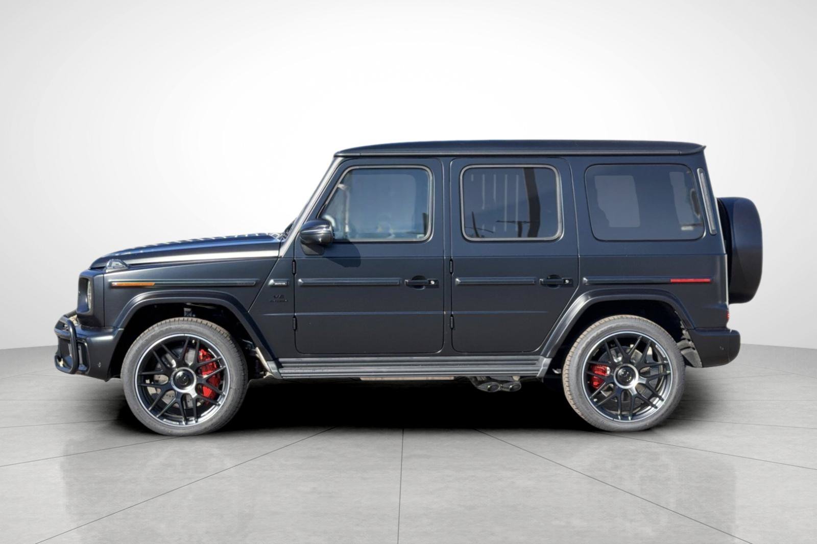New 2027 MANUFAKTUR Night Black Magno Mercedes-Benz G 63 AMG® image 31