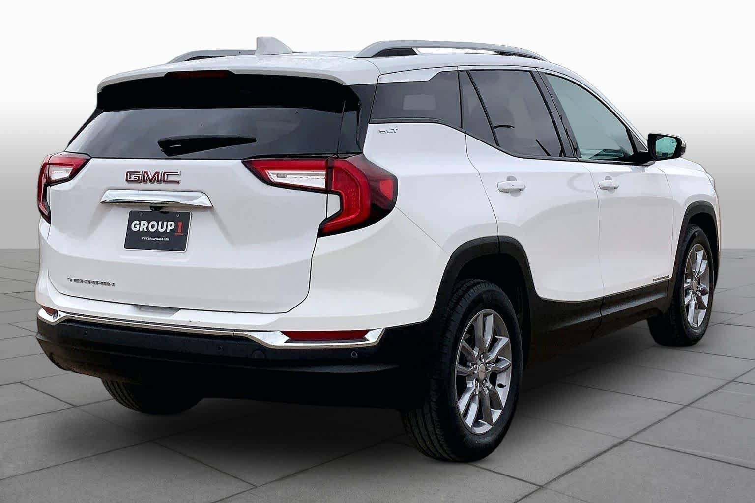 Used 2022 Summit White GMC SLT image 13
