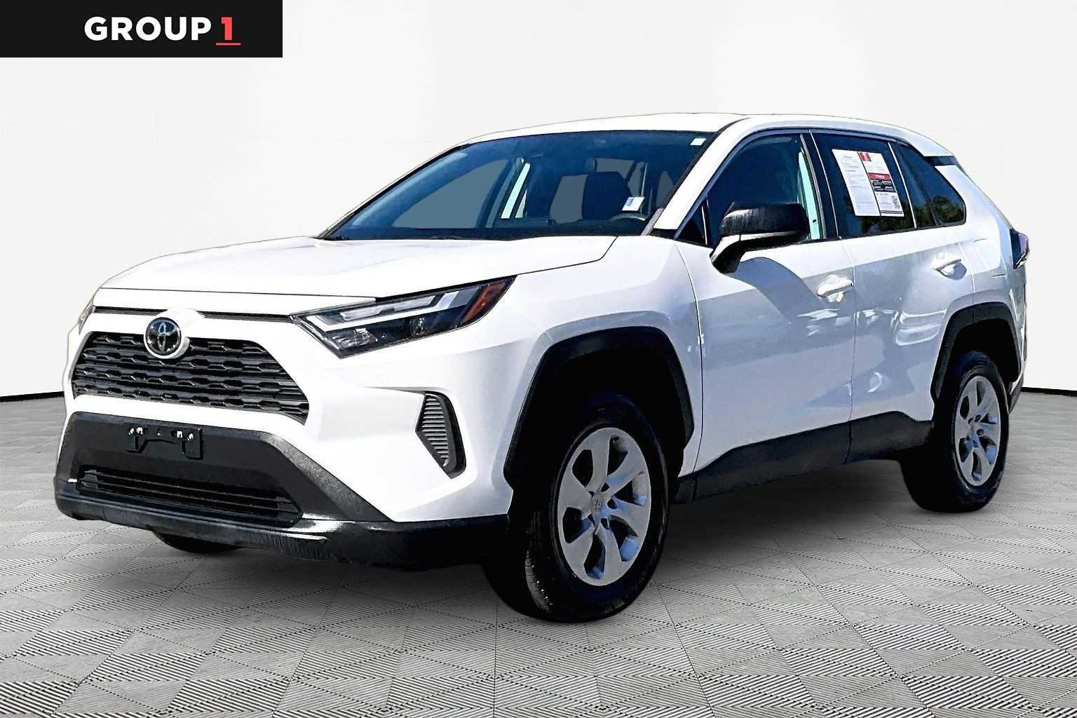 2023 Toyota RAV4 LE