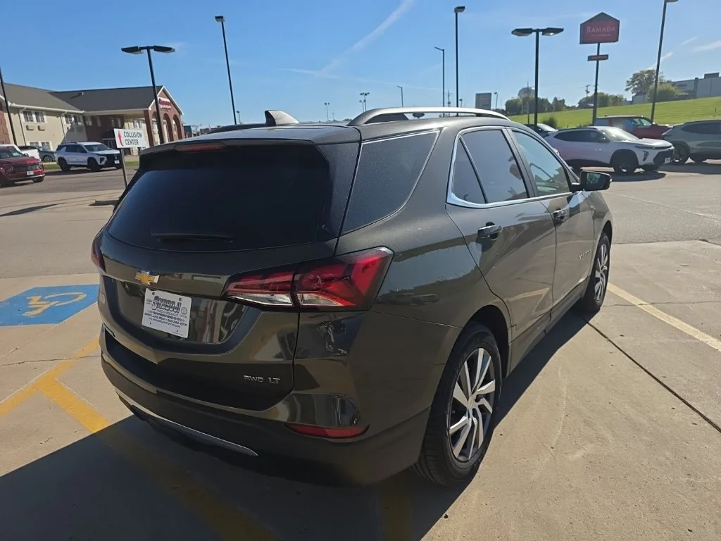 2024 Chevrolet Equinox LT - Photo 8