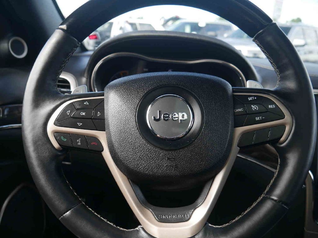 Used 2017 Red Jeep Overland image 38