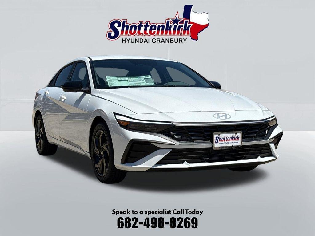 New 2026 White Hyundai SEL Sport image 3