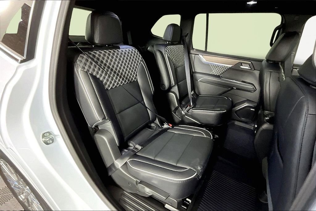 2026 GMC Acadia Denali - Photo 10