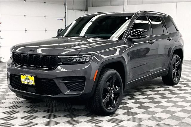 2024 Jeep Grand Cherokee Altitude - Photo 12