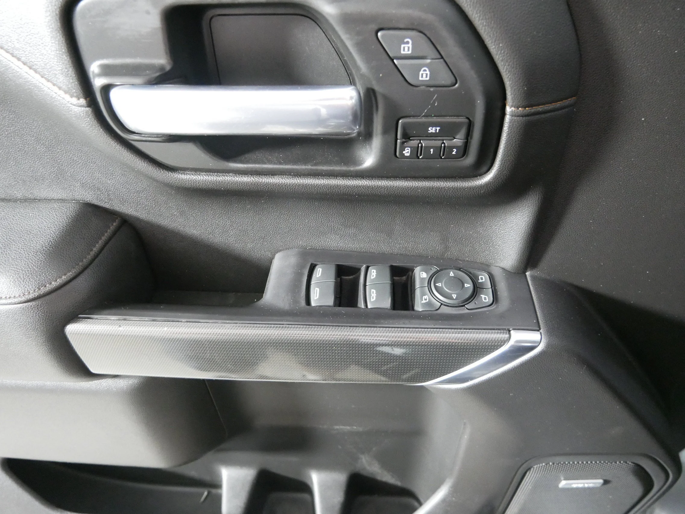 Used 2021 Satin Steel Metallic GMC AT4 image 19