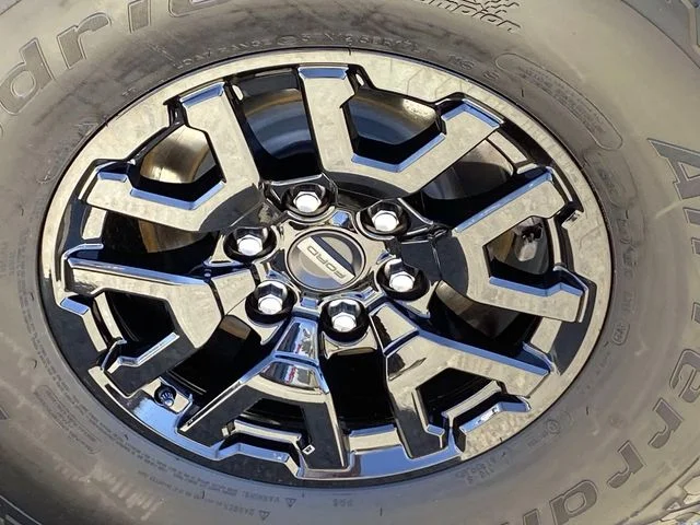 Used 2022 Velocity Blue Metallic Ford Raptor image 33
