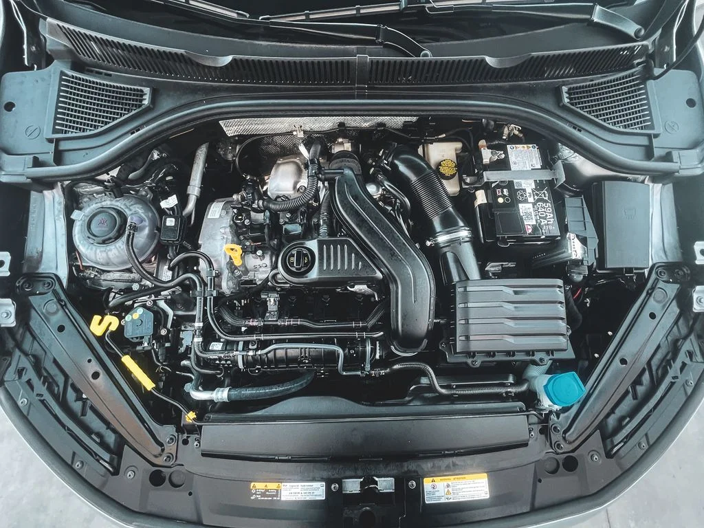 2025 Volkswagen Jetta SE - Photo 25