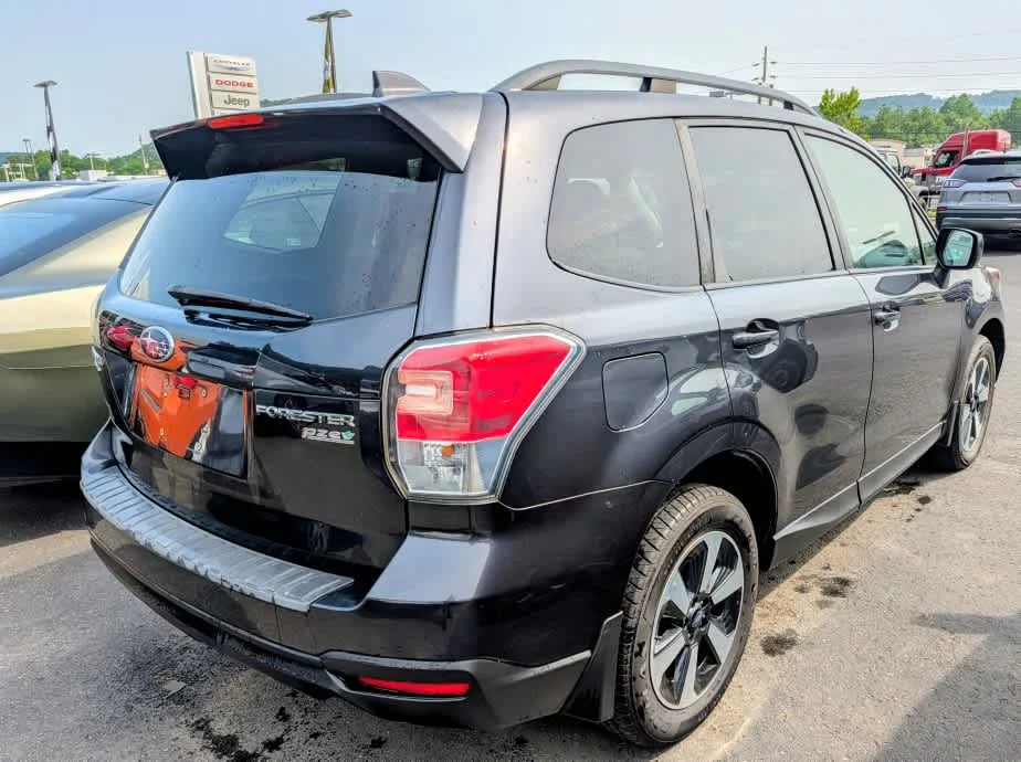 Used 2017 Dark Gray Metallic Subaru Premium image 6