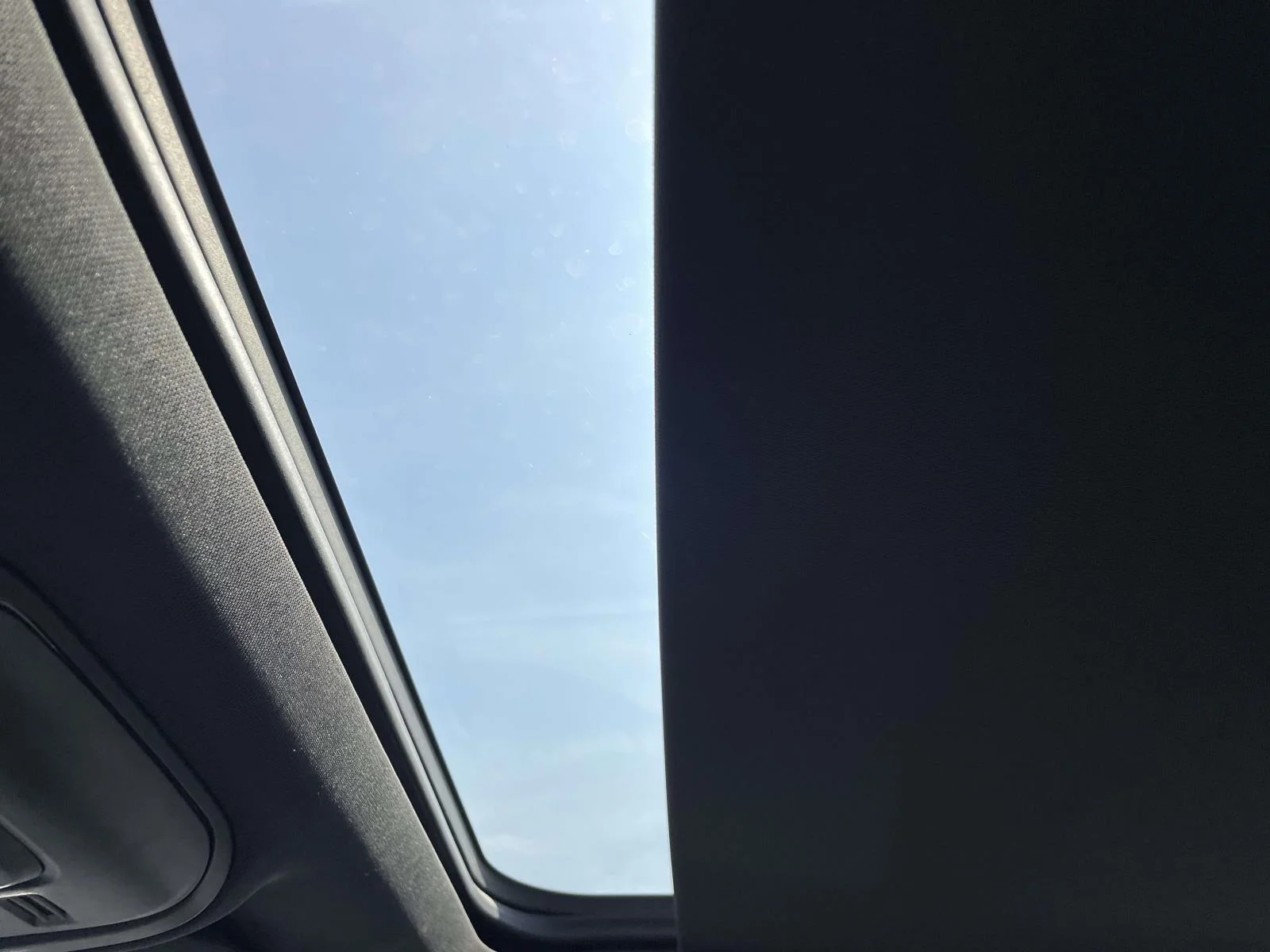 2021 Chevrolet Suburban RST - Photo 22