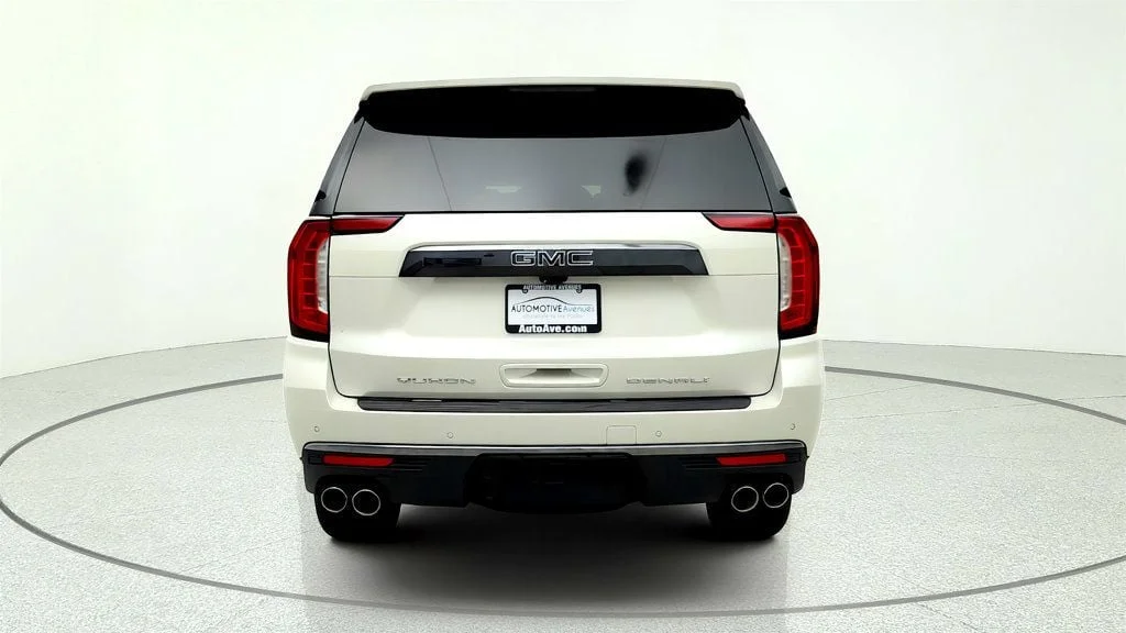 Used 2023 White Frost Tricoat GMC 4WD 4dr Denali Ultimate image 6