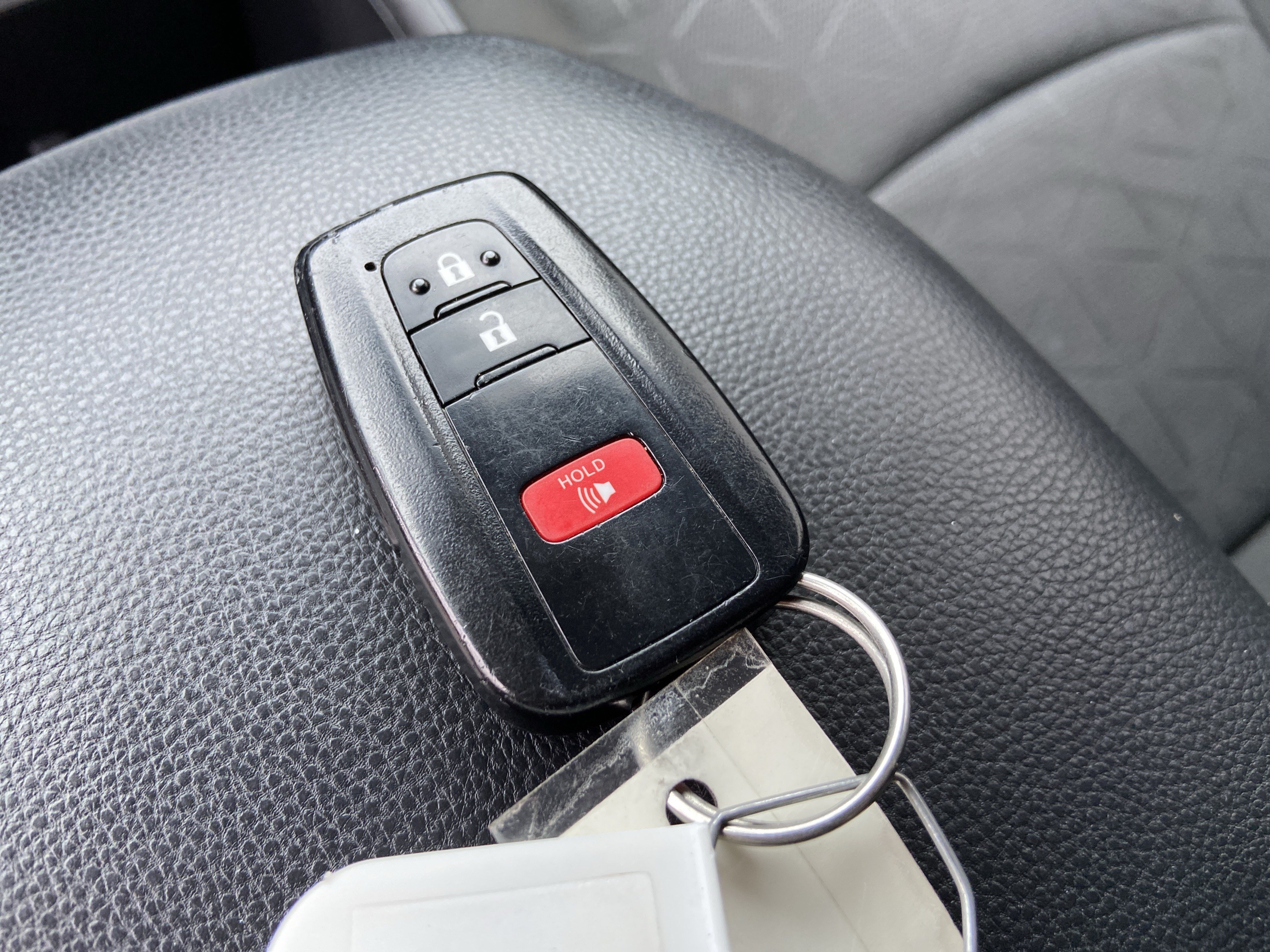 Used 2022 Ruby Flare Pearl Toyota XLE image 47
