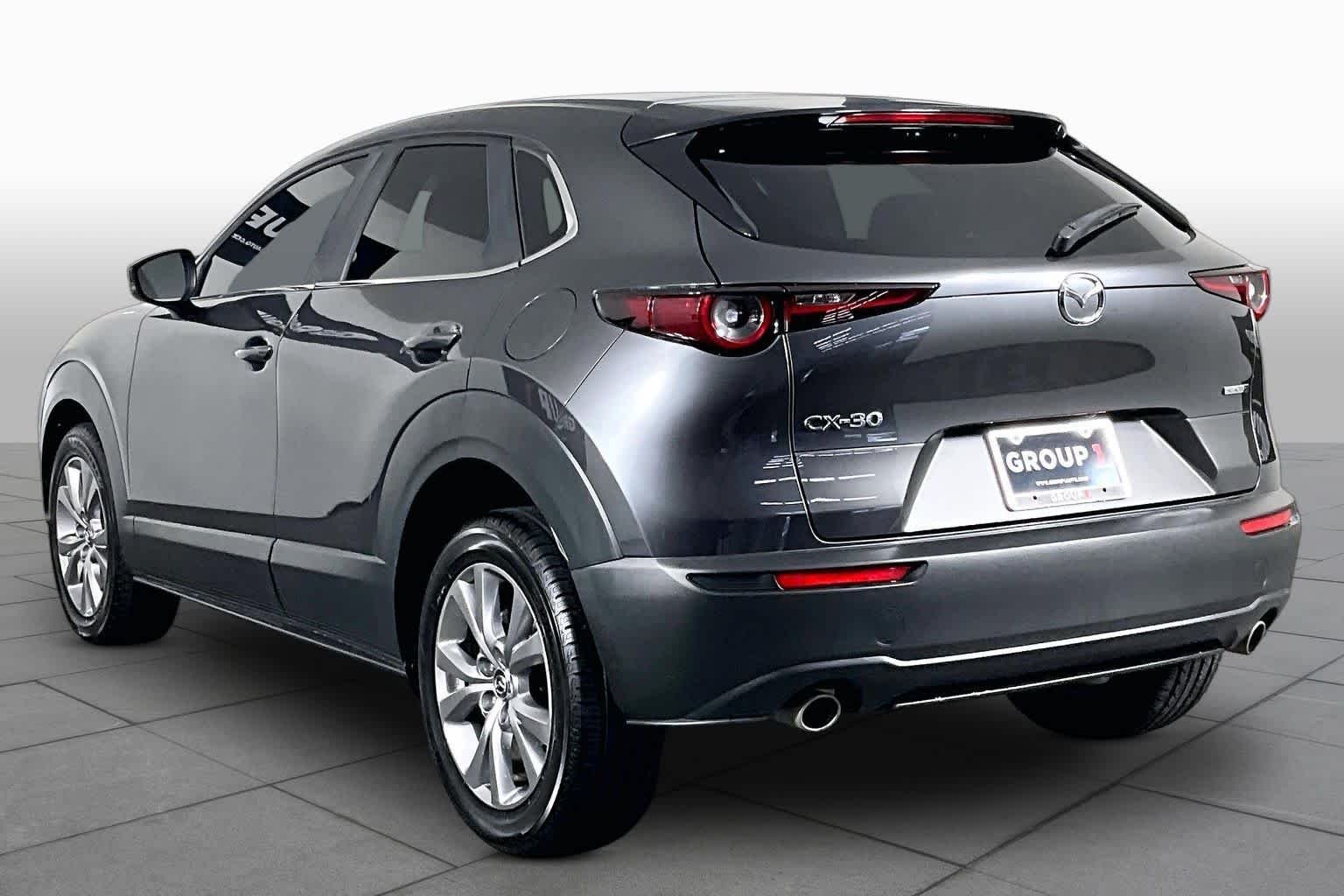 Used 2021 Machine Gray Metallic Mazda Preferred image 12