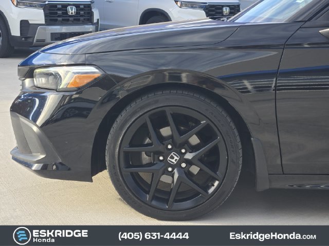 Used 2023  Honda Sport image 8