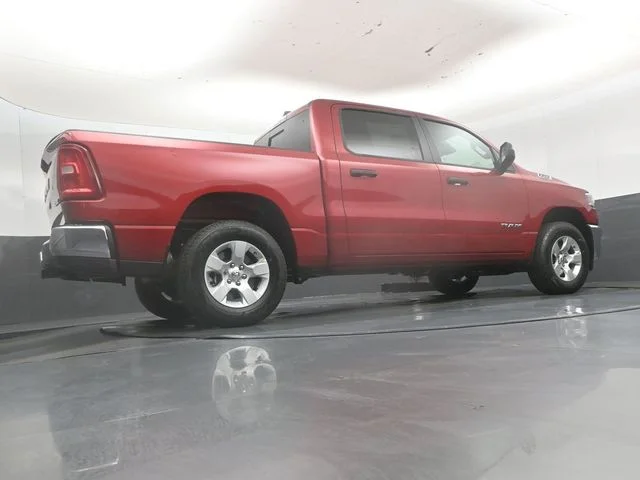 New 2026 Molten Red Pearl-Coat Exterior Paint RAM Tradesman image 39