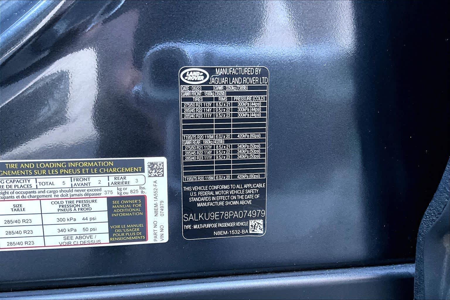 Used 2023 Carpathian Grey Premium Metallic Land Rover SV image 34