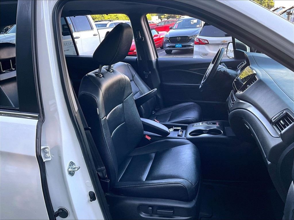 Used 2022 White Honda Special Edition image 11