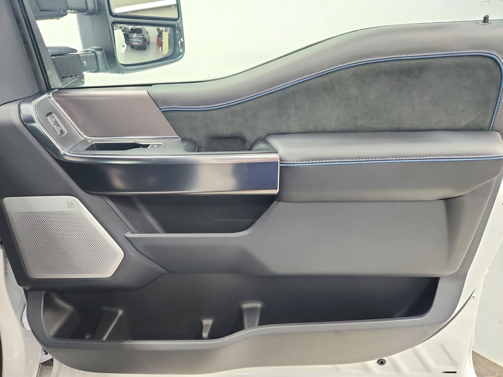2026 Ford F-350 Super Duty Platinum - Photo 46