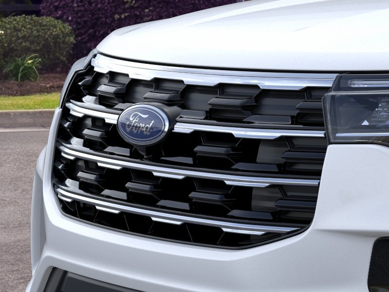 New 2026 Star White Metallic Tri-Coat Ford Active image 17