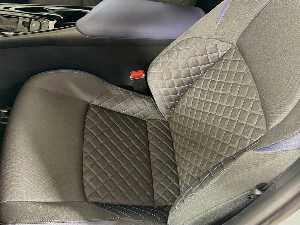 Used 2022 Wind Chill Pearl Toyota XLE image 18