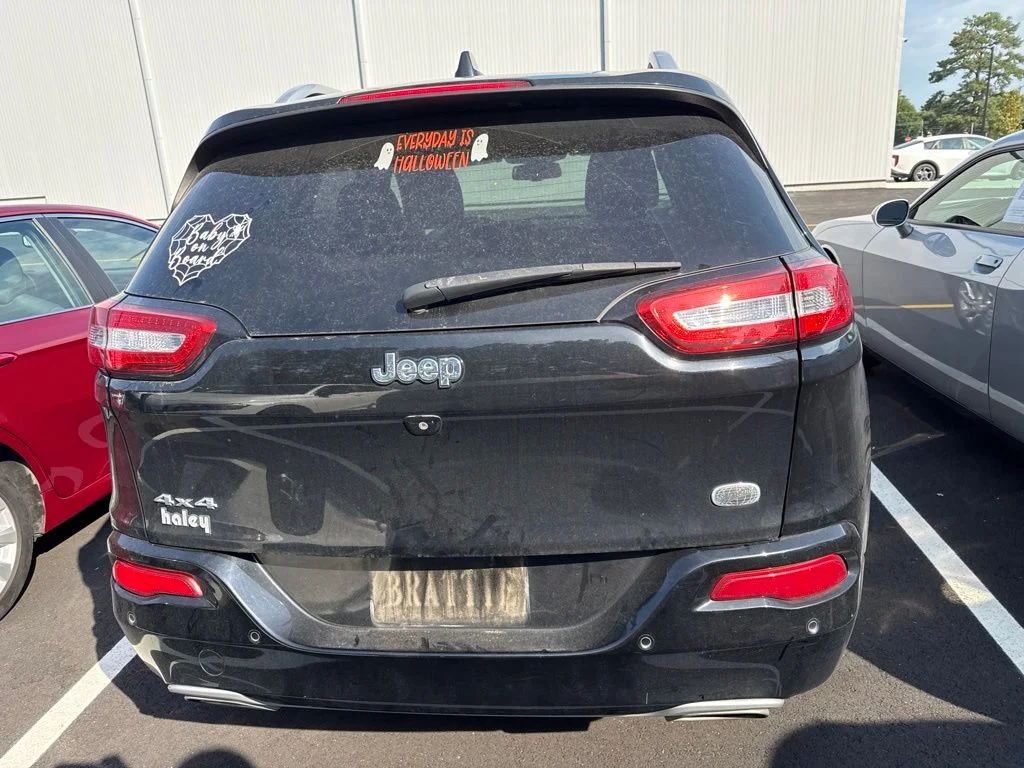 Used 2018 Black Jeep Overland image 4