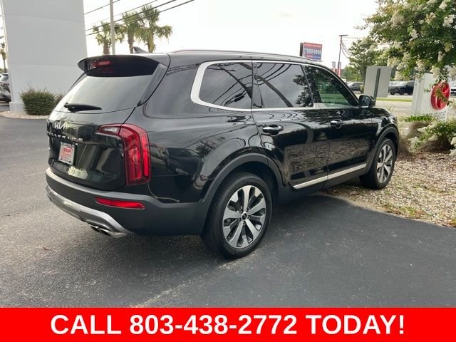 Used 2022 Black Kia S image 3