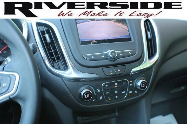 Used 2024 Lakeshore Blue Metallic Chevrolet LT image 11