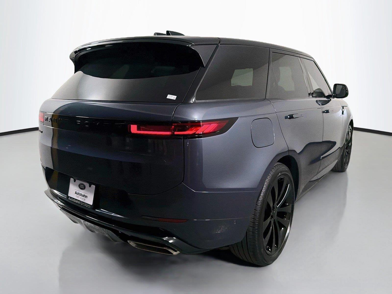 New 2027 Varesine Blue Land Rover Dynamic SE image 5