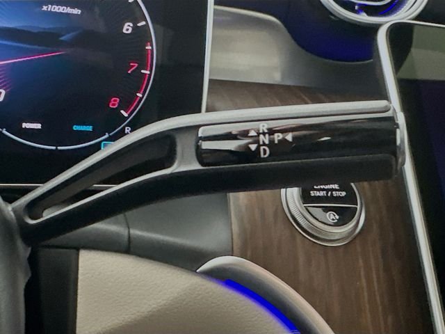 New 2026 Polar White Mercedes-Benz GLC 300 image 17