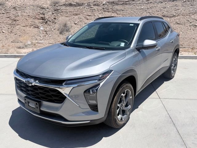 2025 Chevrolet Trax LT's photo