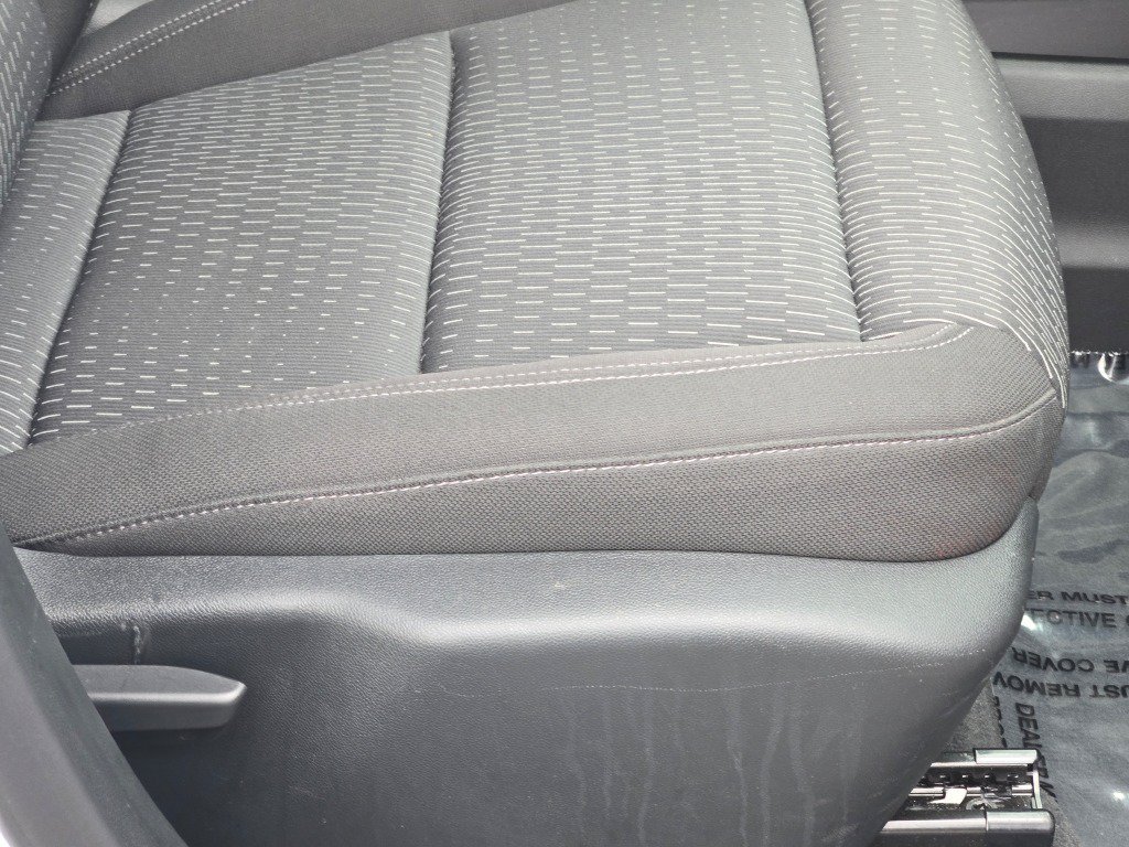 2025 Chevrolet Equinox LT - Photo 8