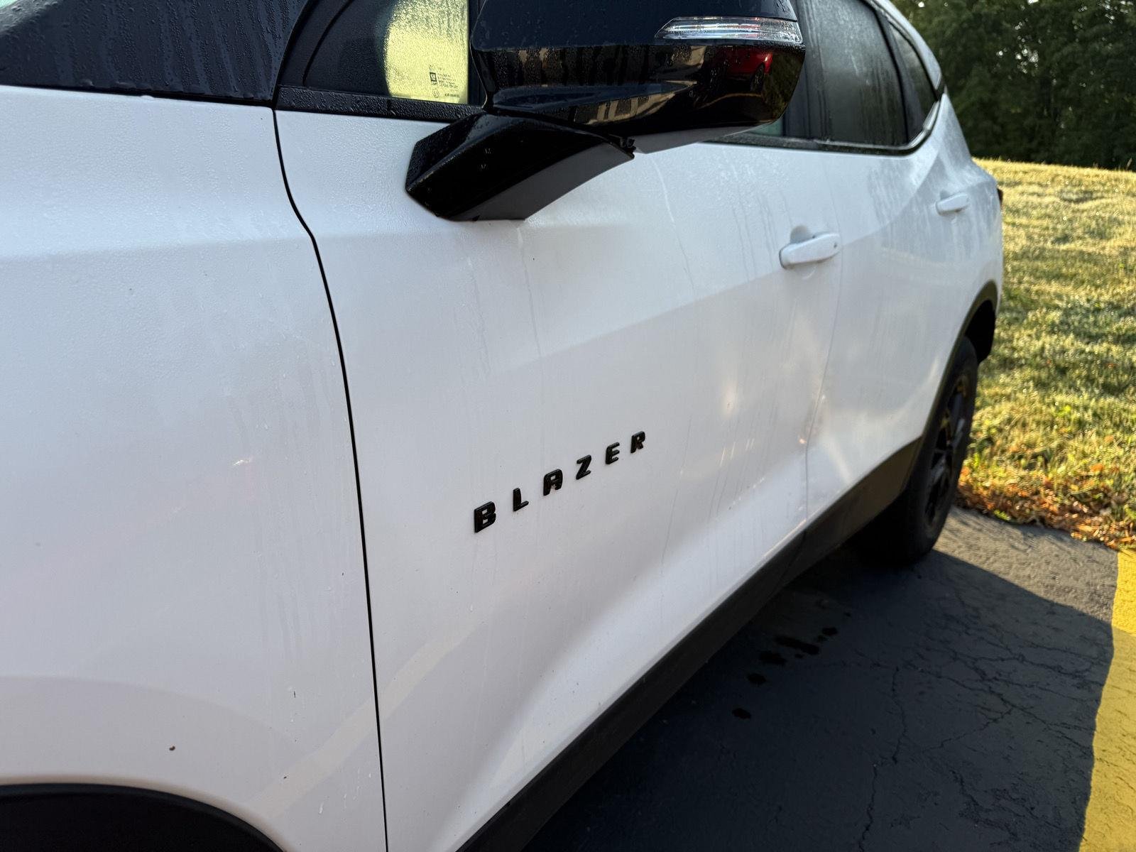 Used 2024 Summit White Chevrolet LT image 5