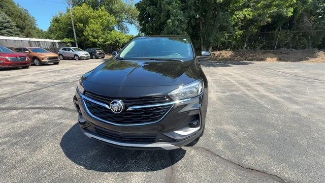 Used 2023 Ebony Twilight Metallic Buick Preferred image 3