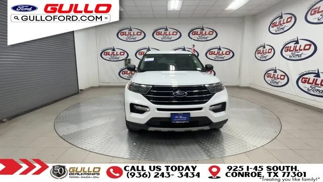 Certified Used 2021 Oxford White Ford XLT image 3