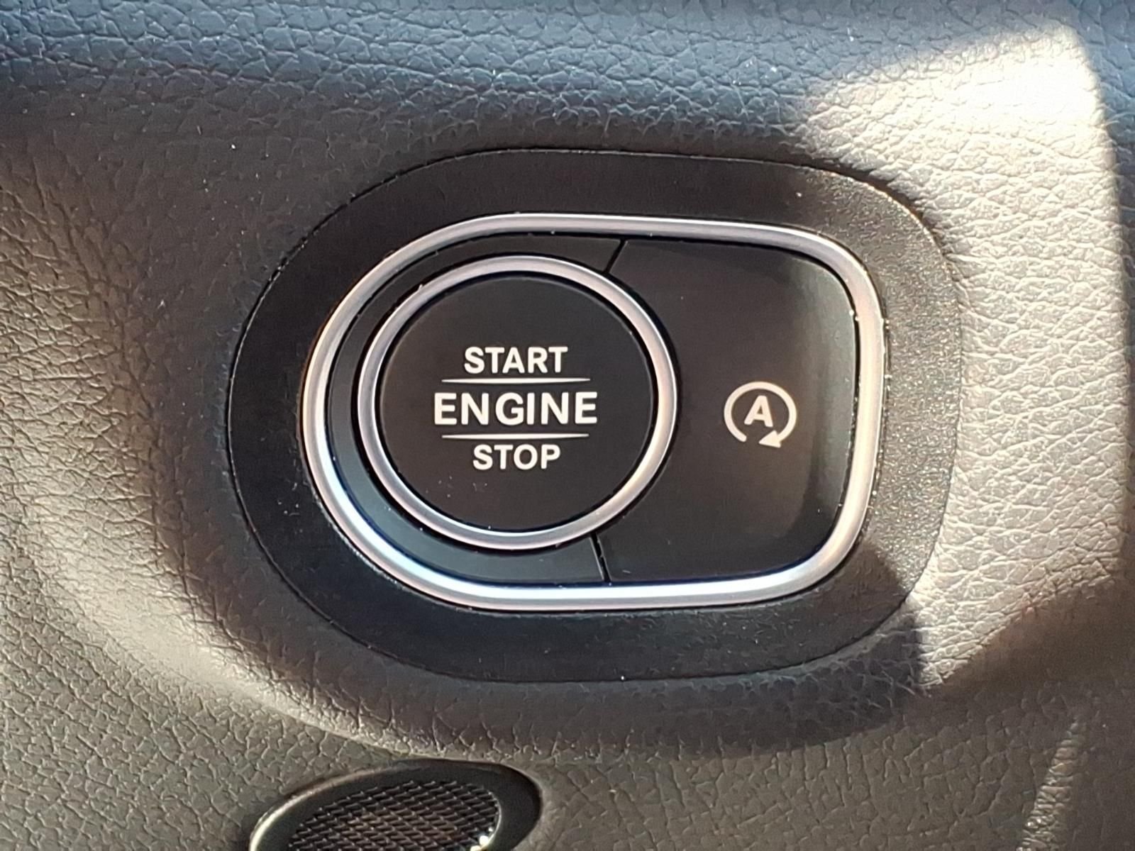 Certified Used 2025  Mercedes-Benz GLE 350 image 21