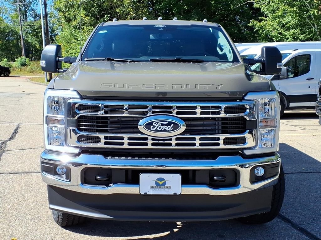 New 2027 Marsh Gray Metallic Ford F-350® XLT image 3